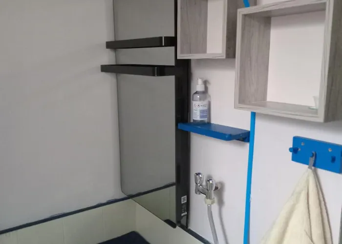 Sam Su Fi Maison De Bord De Ла-Бар-де-Мон